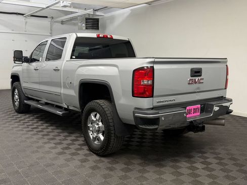 Used 2016 GMC Sierra 2500 SLT w/ Duramax Plus Package AWD/4WD image 3