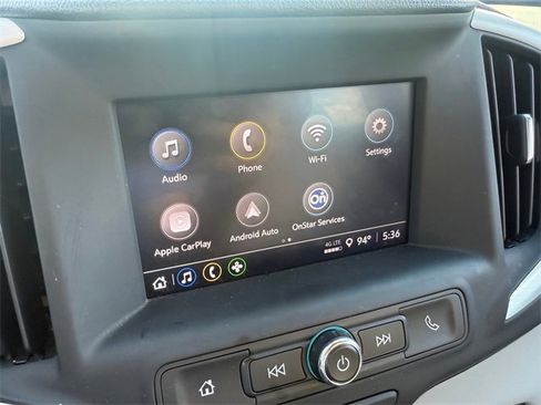 Used 2024 GMC Terrain SLE image 11