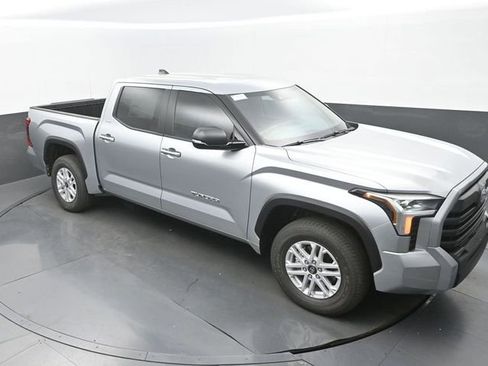 New 2026 Toyota Tundra SR5 w/ SR5 Premium Package RWD image 27