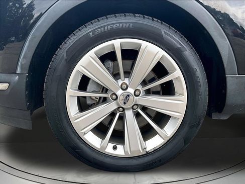 Used 2019 Ford Explorer Limited w/ Class III Trailer Tow Package AWD/4WD image 36