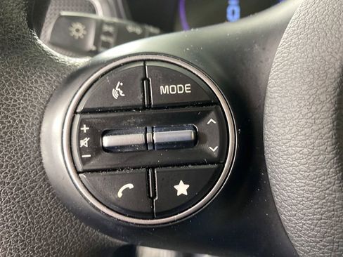 Certified 2024 Kia Soul LX image 13