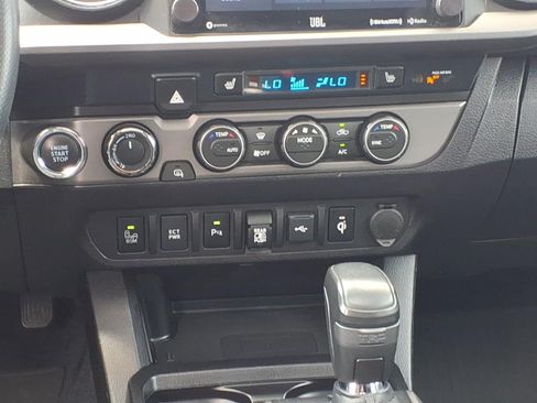 Used 2021 Toyota Tacoma TRD Pro AWD/4WD image 14