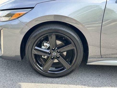 Certified 2025 Nissan Sentra SR w/ SR Premium Package FWD image 12