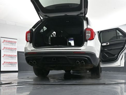 Used 2020 Ford Explorer ST w/ Premium Technology Package image 29