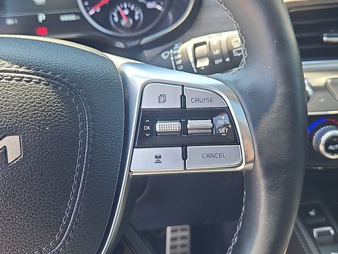 Certified 2022 Kia Telluride SX w/ Towing Package AWD/4WD image 28
