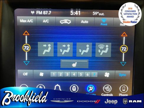 Used 2019 Chrysler 300 S image 23