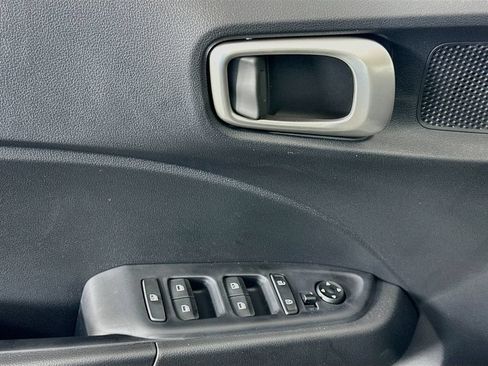 New 2026 Hyundai Venue SEL FWD image 18