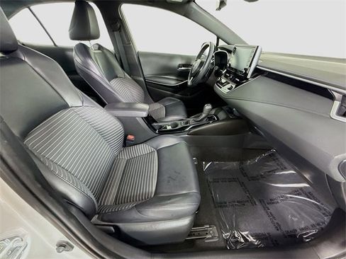 Certified 2020 Toyota Corolla XSE image 27