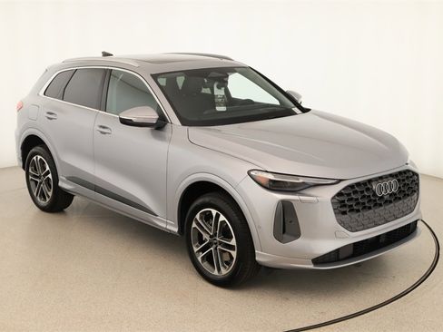 New 2025 Audi Q5 Premium Plus image 30