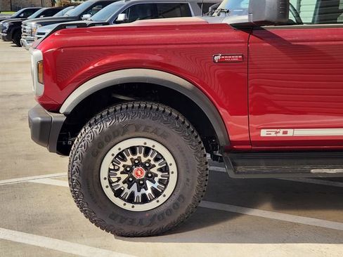 New 2026 Ford Bronco Outer Banks w/ Sasquatch Package image 5