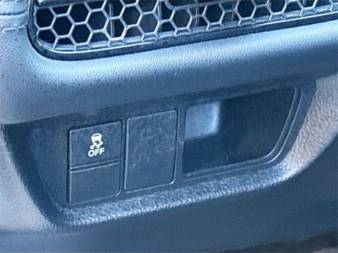 Used 2024 Honda HR-V LX image 10