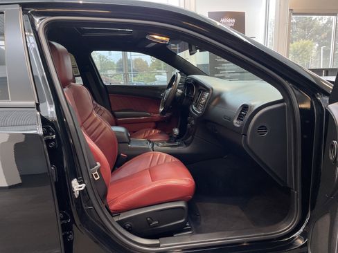 Used 2022 Dodge Charger SRT Hellcat w/ Carbon/Suede Interior Package RWD image 40