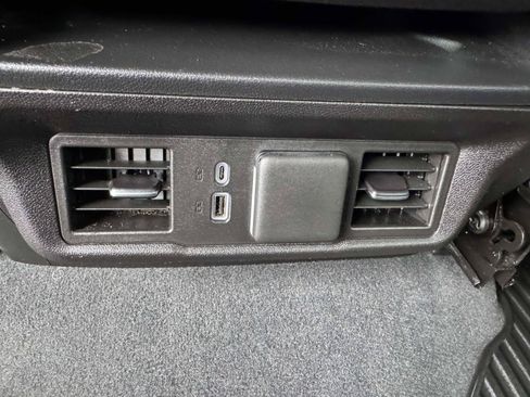 Used 2026 Chevrolet Silverado 1500 LT AWD/4WD image 23