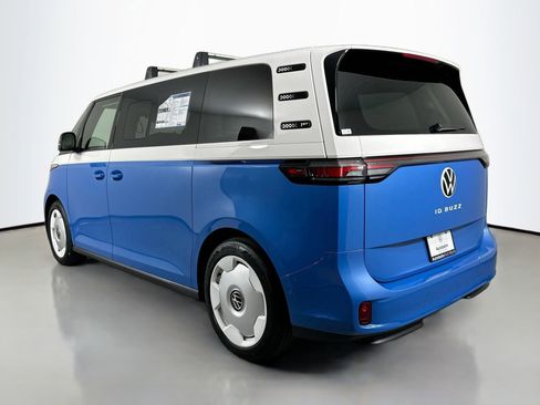 New 2025 Volkswagen ID. Buzz 1st Edition image 6