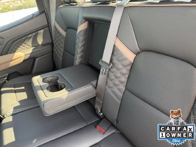 Used 2026 GMC Canyon Denali AWD/4WD image 11