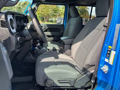 New 2025 Jeep Wrangler Sport S image 10