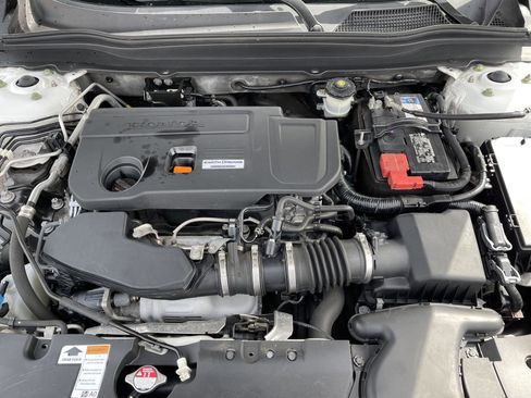 Used 2018 Honda Accord EX-L image 25