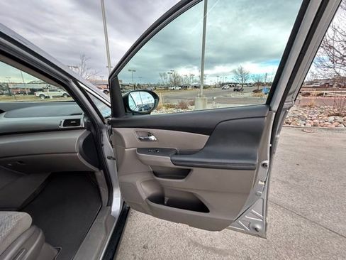 Used 2016 Honda Odyssey EX image 27