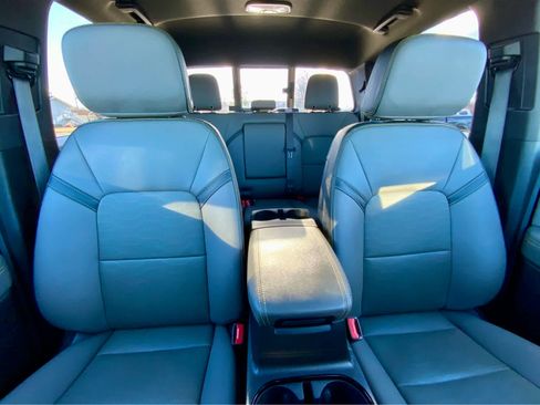 Certified 2025 Chevrolet Colorado ZR2 w/ Technology Package image 35