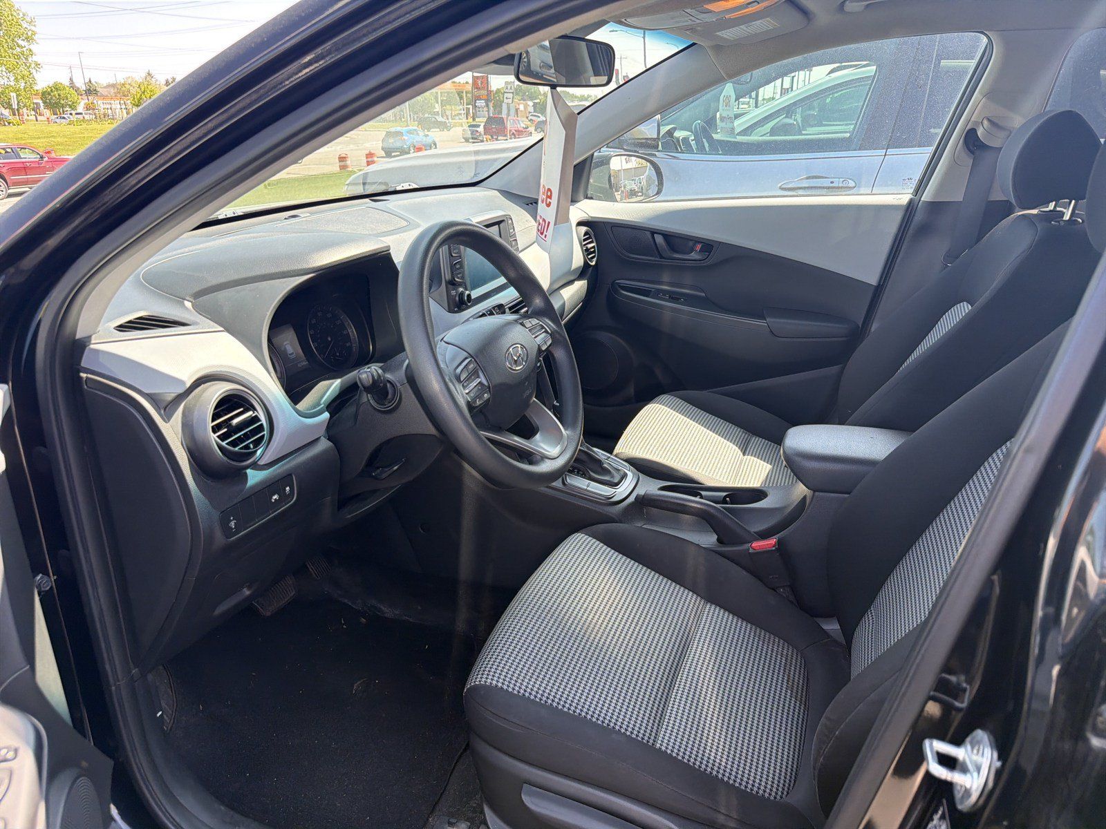 Used 2020 Hyundai Kona SE FWD image 8
