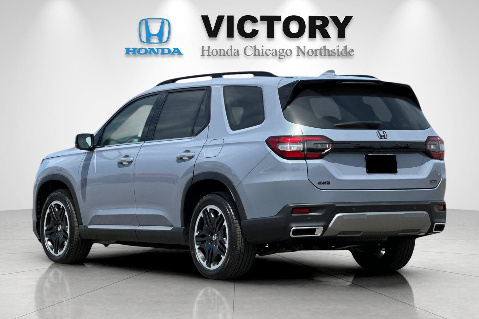 New 2026 Honda Pilot Touring image 3