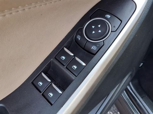 Certified 2023 Ford Explorer XLT RWD image 16
