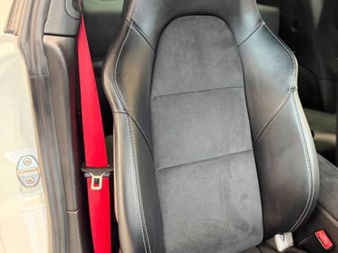 Used 2015 Porsche 911 GT3 w/ Sound Package Plus RWD image 27