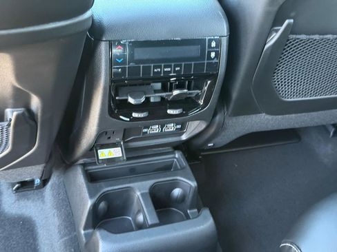 New 2025 Jeep Grand Cherokee L Altitude image 5