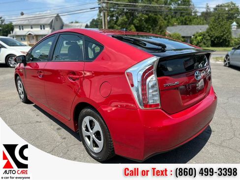Used 2015 Toyota Prius Three image 5