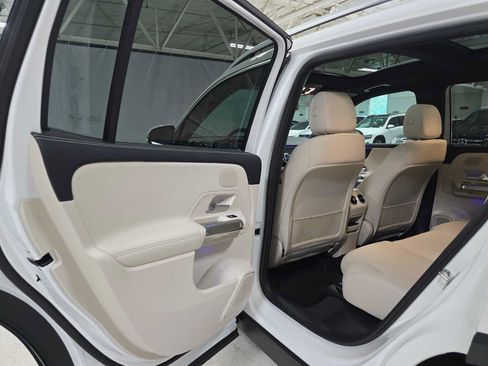 Certified 2026 Mercedes-Benz GLB 250 4MATIC image 15