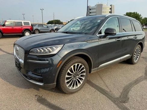 Used 2023 Lincoln Aviator Reserve w/ Equipment Group 201A AWD/4WD image 6