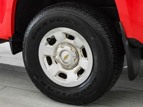 Used 2019 Chevrolet Colorado W/T image 52