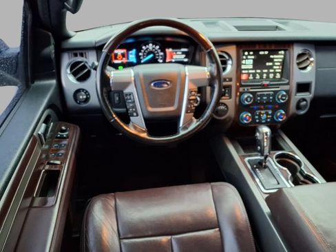 Used 2016 Ford Expedition Platinum AWD/4WD image 4