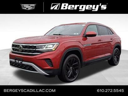 Used 2022 Volkswagen Atlas Cross Sport SE w/ Black Wheel Package