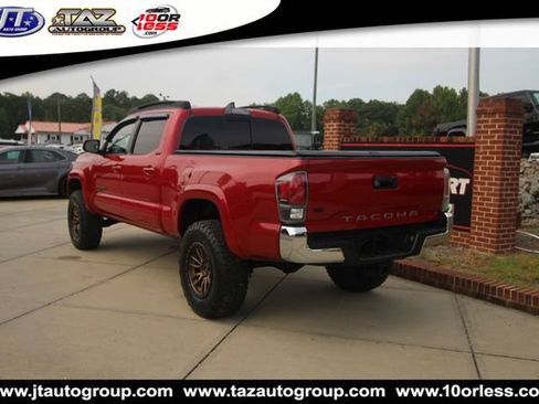 Used 2018 Toyota Tacoma SR5 RWD image 5