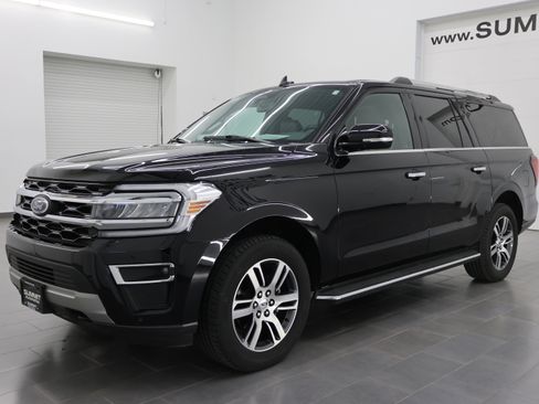 Used 2023 Ford Expedition Max Limited image 7