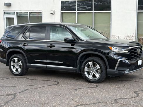 Certified 2023 Honda Pilot EX-L image 1