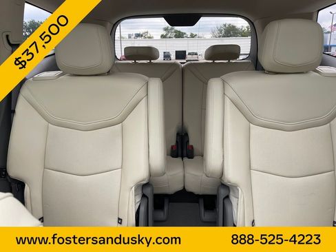 Used 2024 Cadillac XT6 Premium Luxury FWD image 16