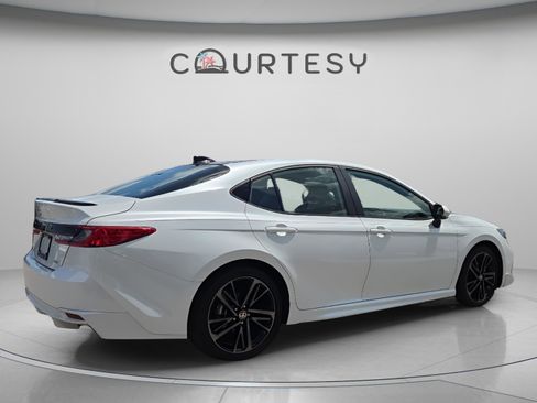 Certified 2025 Toyota Camry XSE FWD image 5