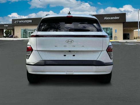 New 2025 Hyundai Kona SEL FWD image 6