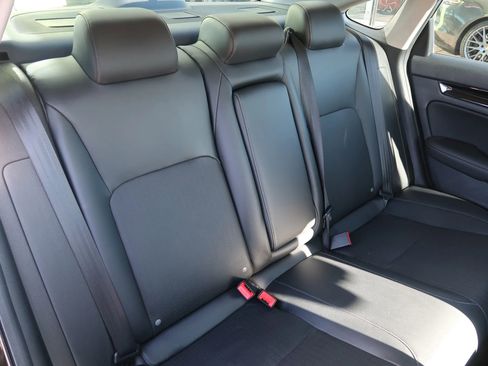 Used 2022 Honda Civic Touring image 23