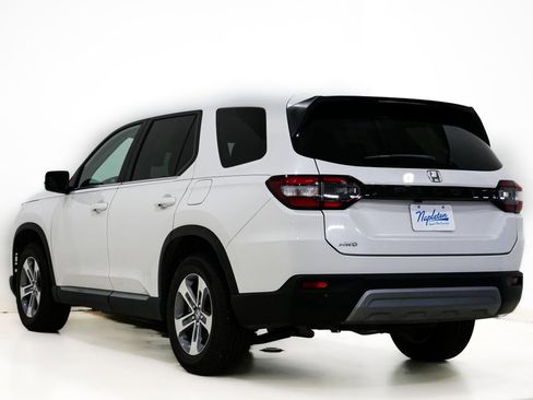 Used 2023 Honda Pilot EX-L image 8