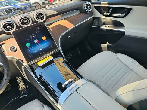 New 2026 Mercedes-Benz GLC 300 4MATIC image 32