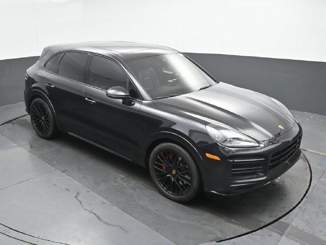 Used 2021 Porsche Cayenne GTS AWD/4WD image 28