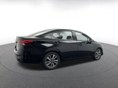 Used 2025 Nissan Versa SV FWD image 9