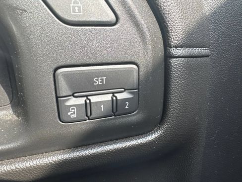 Used 2019 GMC Sierra 1500 Denali w/ Denali Ultimate Package AWD/4WD image 8