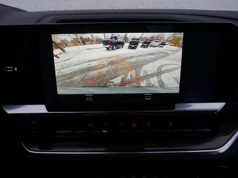 Certified 2025 Chevrolet Silverado 1500 LT image 17