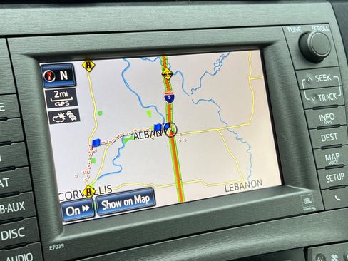 Used 2014 Toyota Prius Five image 19