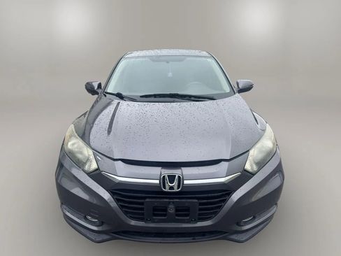 Used 2018 Honda HR-V EX image 3