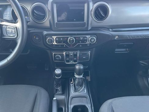 Used 2023 Jeep Wrangler Unlimited w/ Cold Weather Group image 11